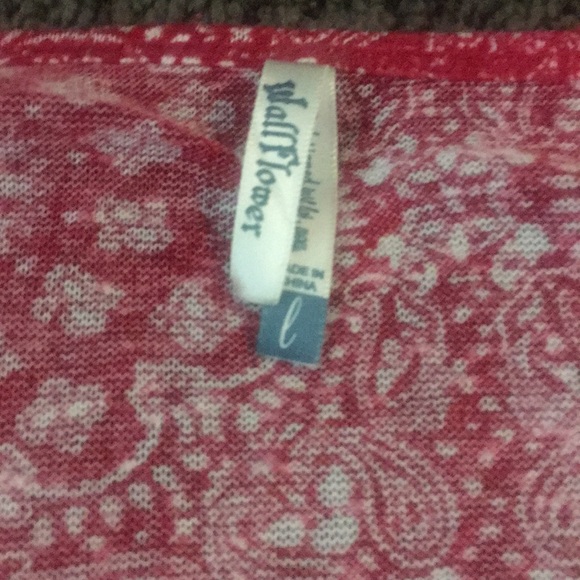 Top - Picture 3 of 4